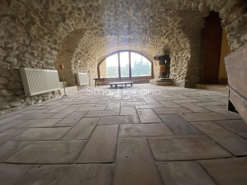 Mas - 554 m² - 14 pièces