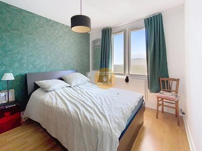 Maison - 151 m² - 7 pièces