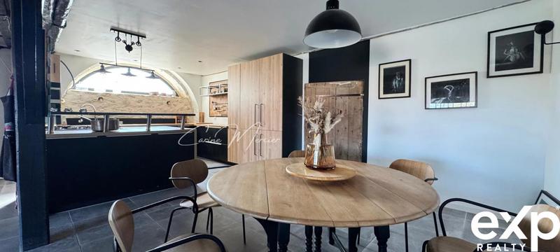 Maison - 174 m² - 7 pièces