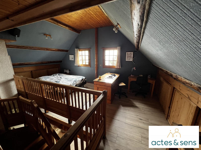 Maison - 110 m² - 5 pièces