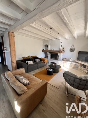 Maison - 180 m² - 7 pièces