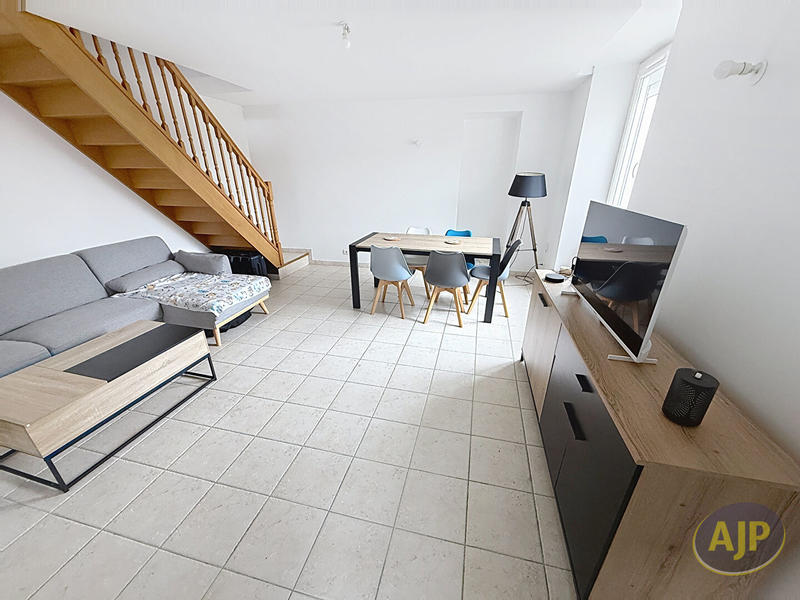 Maison - 62 m² - 4 pièces
