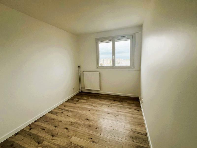 Appartement - 82 m² - 4 pièces