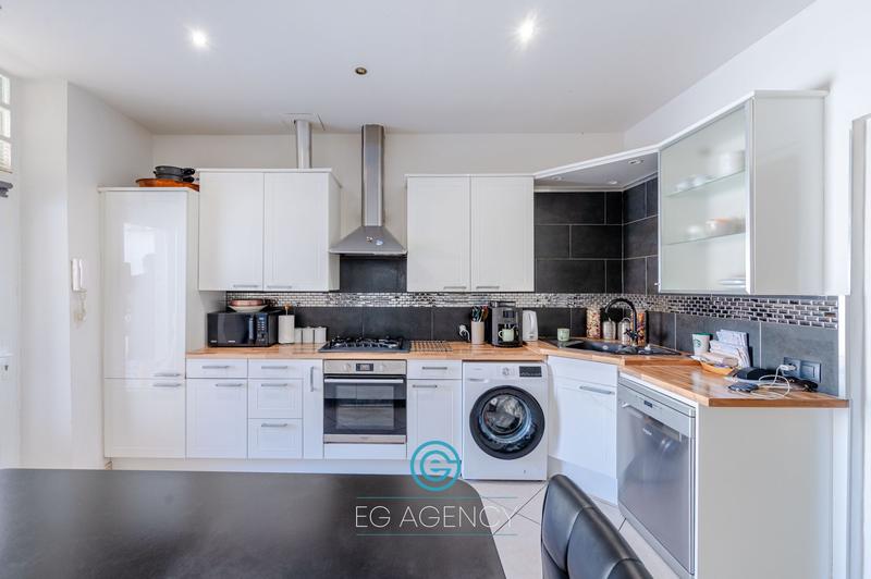 Maison - 117 m² - 5 pièces