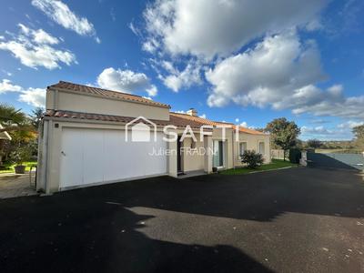 Maison - 139 m² - 7 pièces