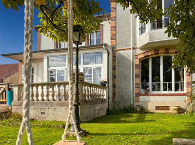 Maison - 170 m² - 7 pièces