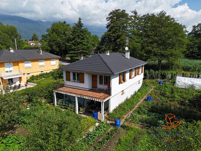 Maison - 170 m² - 5 pièces