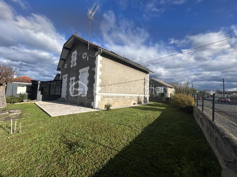 Maison - 166 m² - 6 pièces