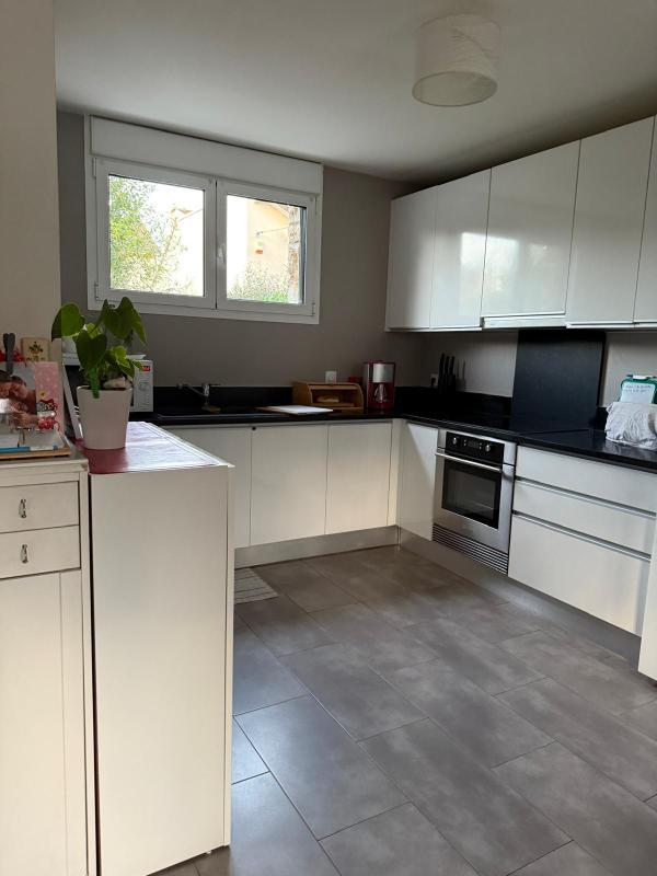 Maison - 173 m² - 9 pièces