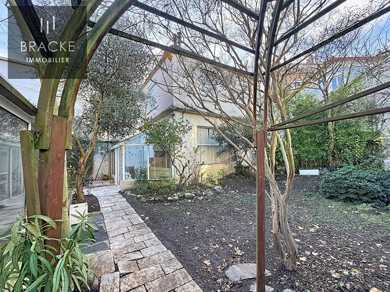 Maison - 188 m² - 6 pièces