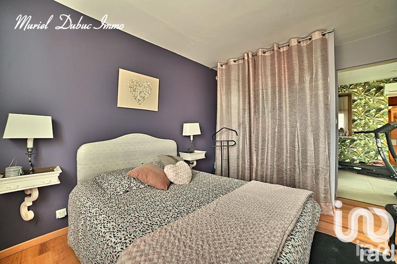 Maison - 249 m² - 8 pièces