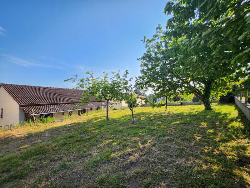 Maison - 121 m² - 6 pièces