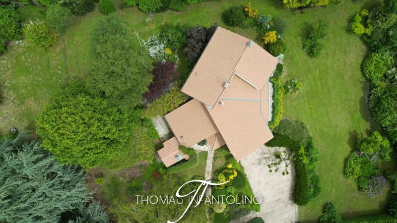 Maison - 160 m² - 6 pièces