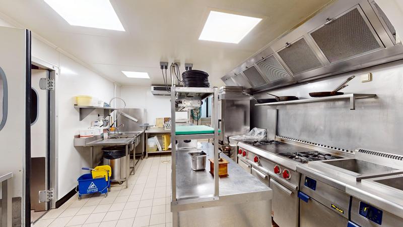 Fonds de commerce - 500 m²