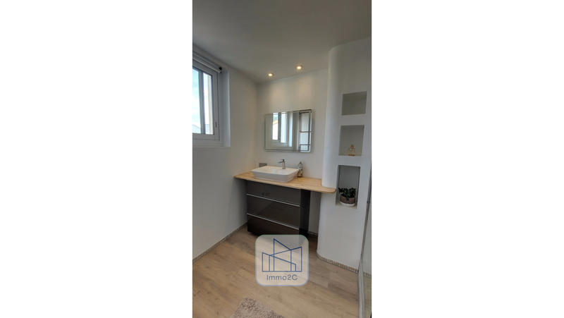 Maison - 94 m² - 3 pièces