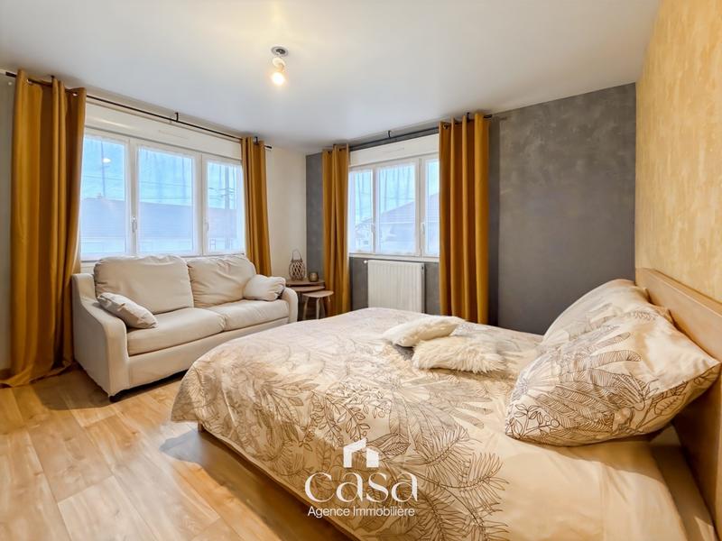 Maison - 136 m² - 7 pièces