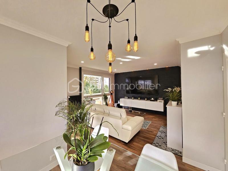 Appartement - 67 m² - 3 pièces