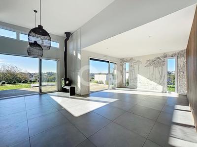 Maison - 128 m² - 5 pièces