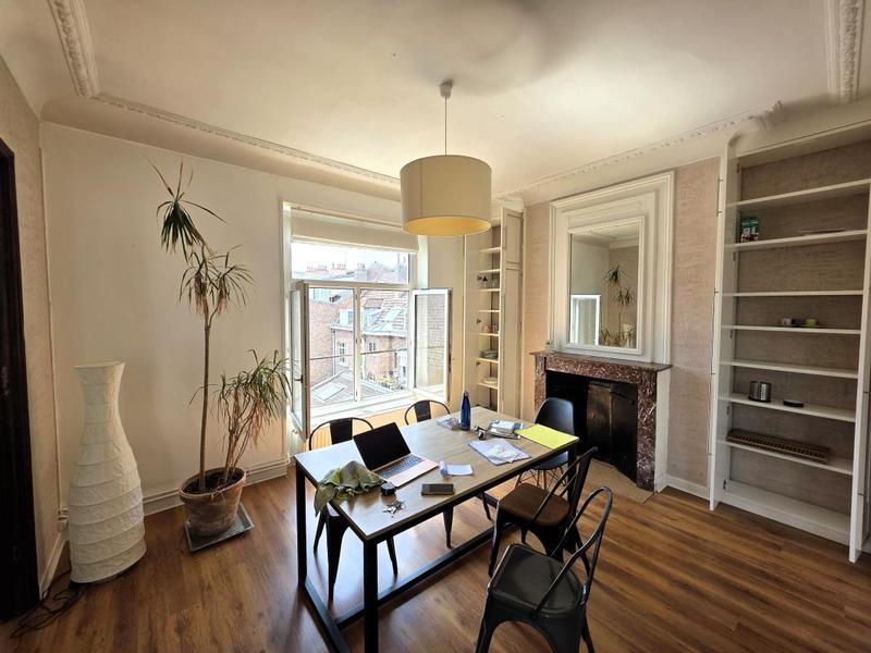 Appartement - 65 m² - 2 pièces