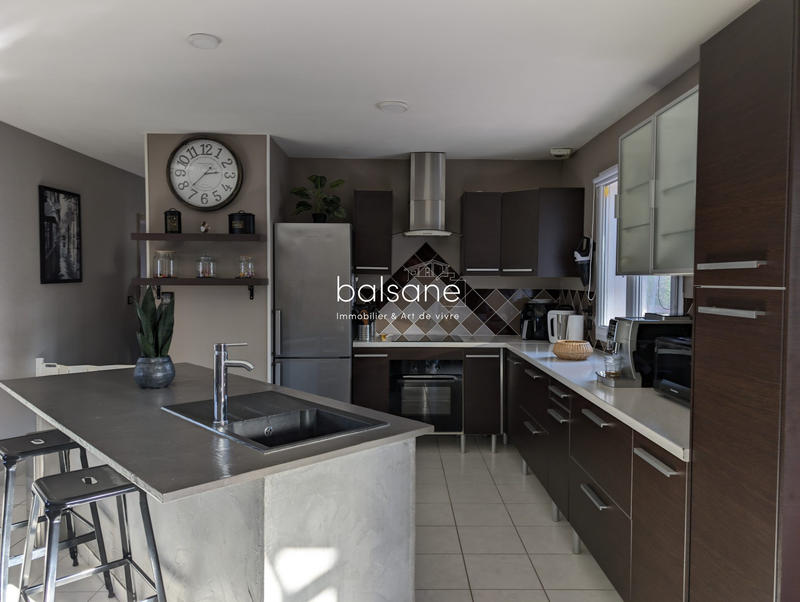 Maison traditionnelle - 90 m² - 5 pièces