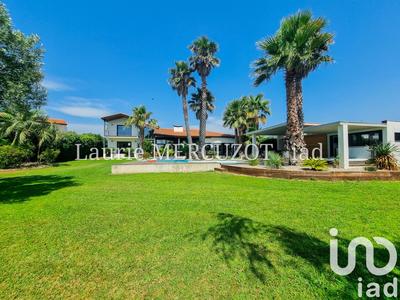 Maison de maîtres - 260 m² - 7 pièces