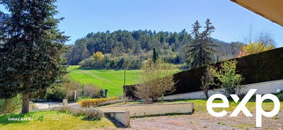 Maison traditionnelle - 99 m² - 4 pièces