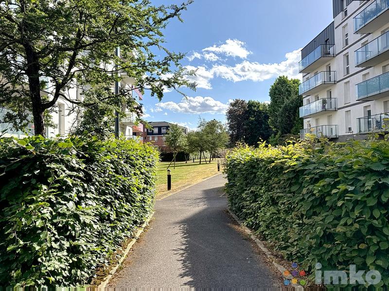 Appartement - 81 m² - 4 pièces