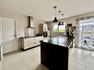 Maison - 155 m² - 7 pièces