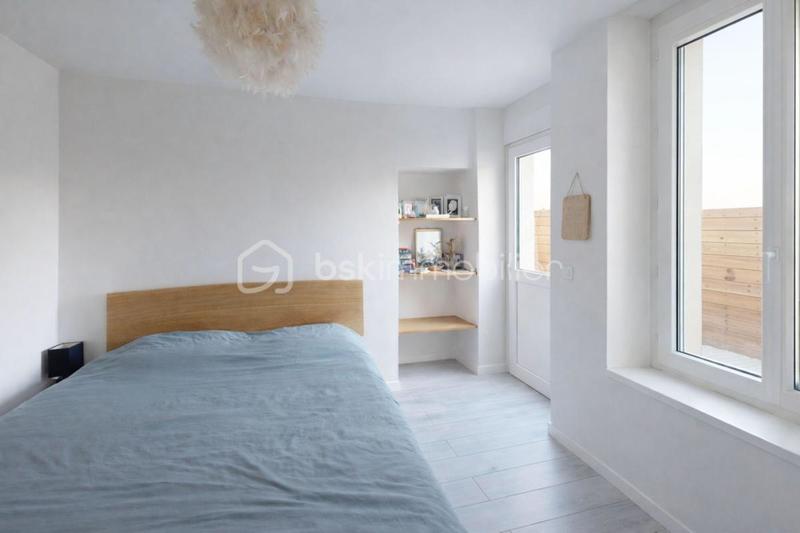 Maison - 121 m² - 5 pièces