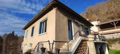 Maison - 80 m² - 5 pièces