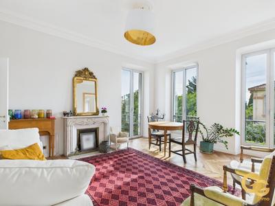 Appartement - 103 m² - 4 pièces