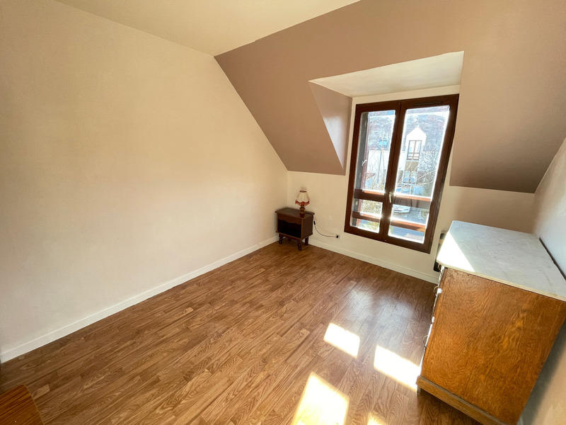 Maison - 98 m² - 5 pièces