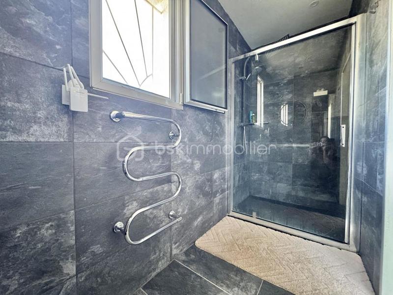 Maison - 157 m² - 5 pièces