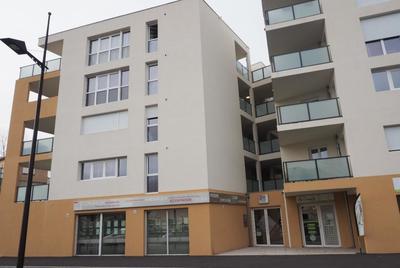 Bureau - 123 m² - 8 pièces