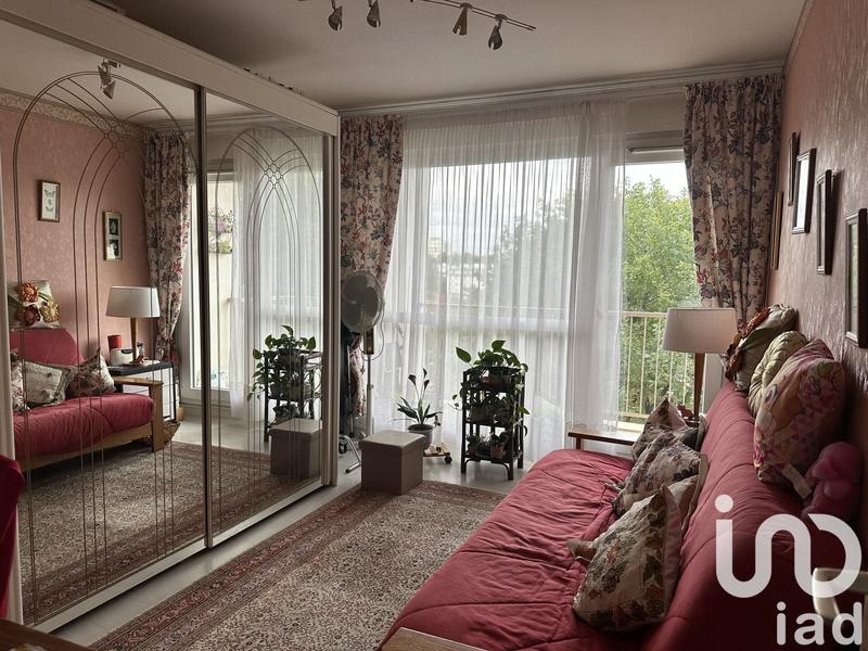 Appartement - 82 m² - 3 pièces