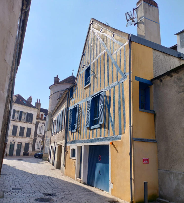 Maison de ville - 77 m² - 4 pièces