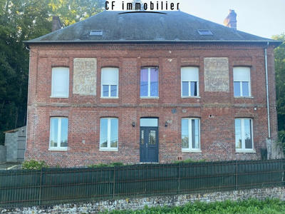 Maison - 210 m² - 7 pièces