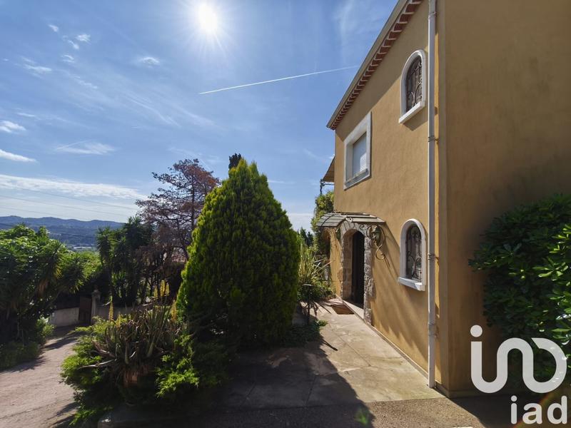 Maison - 142 m² - 5 pièces