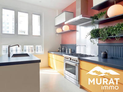 Appartement - 81 m² - 4 pièces