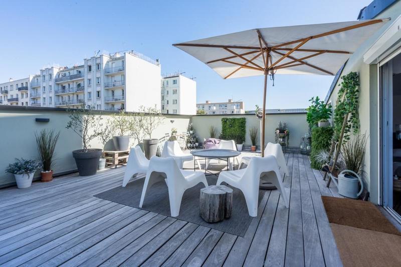 Maison - 259 m² - 10 pièces