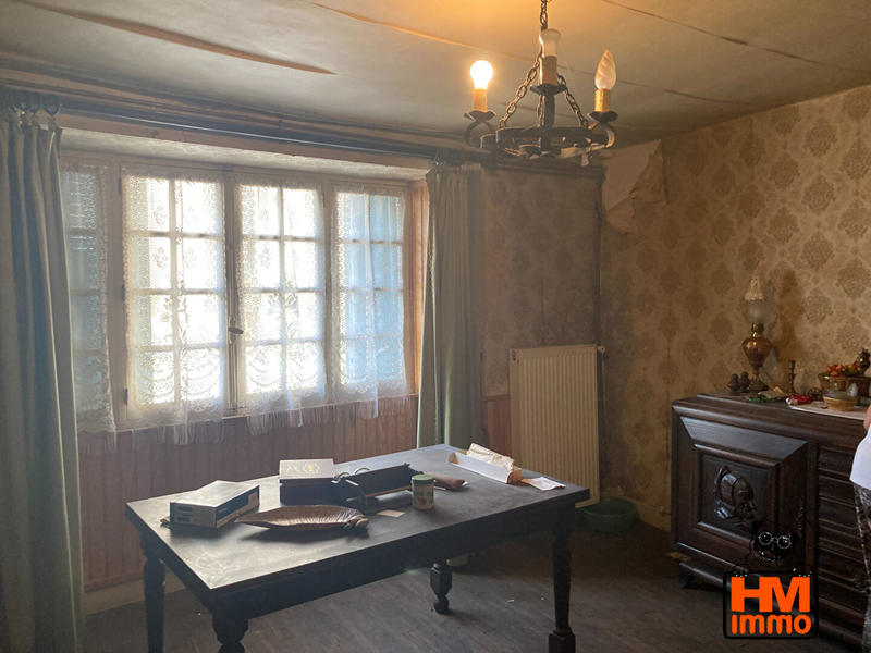 Maison - 180 m² - 8 pièces