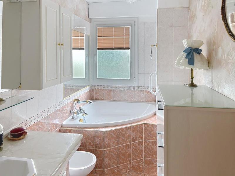 Appartement - 107 m² - 5 pièces