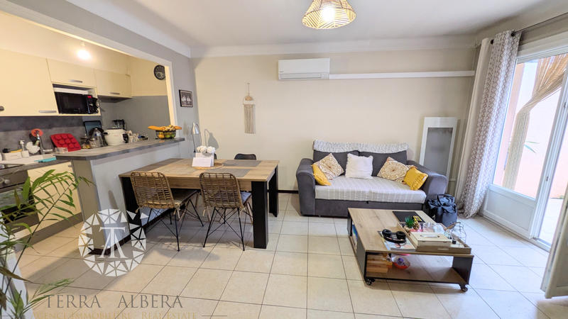 Villa - 104 m² - 6 pièces