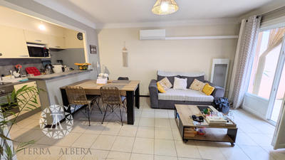 Villa - 104 m² - 6 pièces