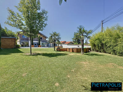 Maison - 140 m² - 6 pièces