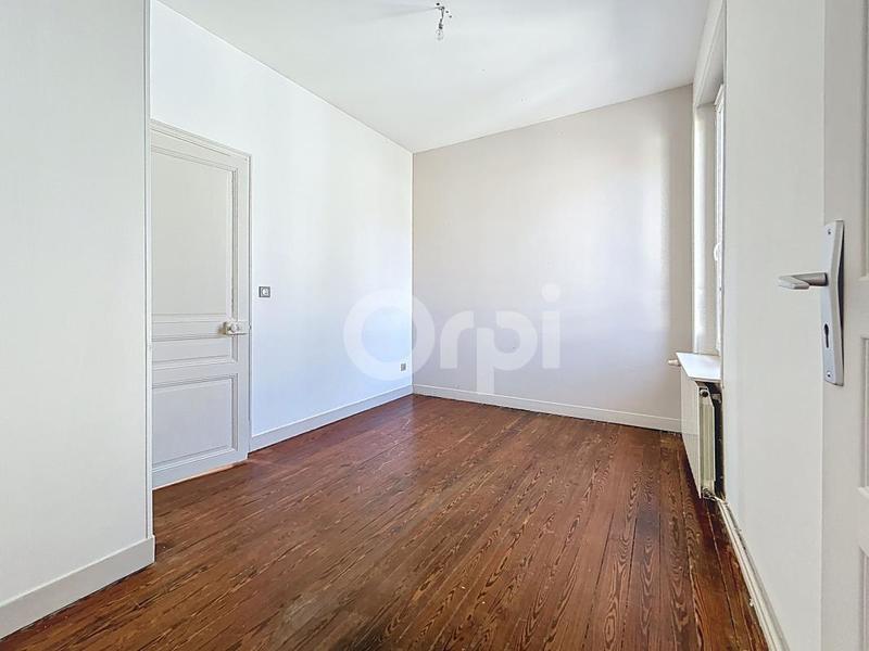 Maison - 85 m² - 5 pièces