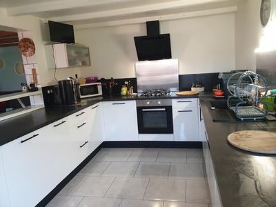 Appartement - 107 m² - 6 pièces