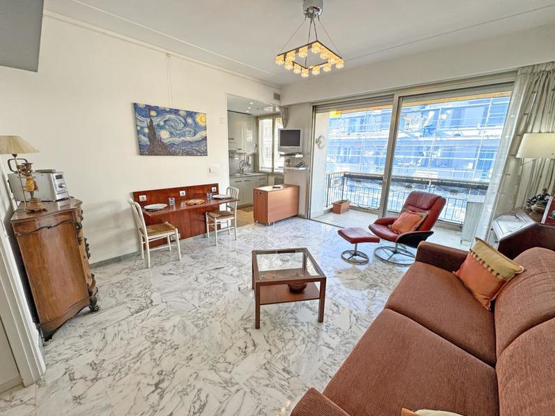 Studio - 32 m² - 1 pièce