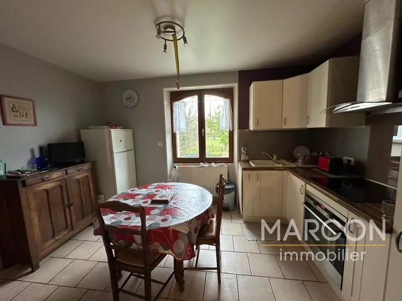 Maison - 213 m² - 15 pièces