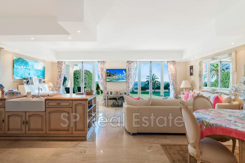 Appartement - 121 m² - 4 pièces